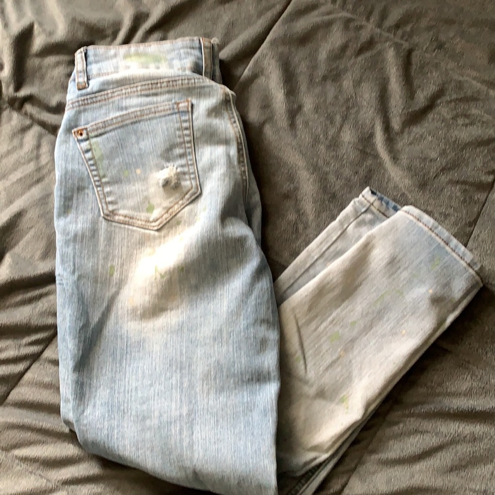 Capris - Picture 2 of 3